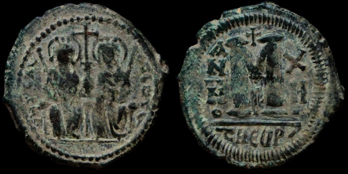 Follis de Justin II et Sophie émis à Antioche Γ Anno XII