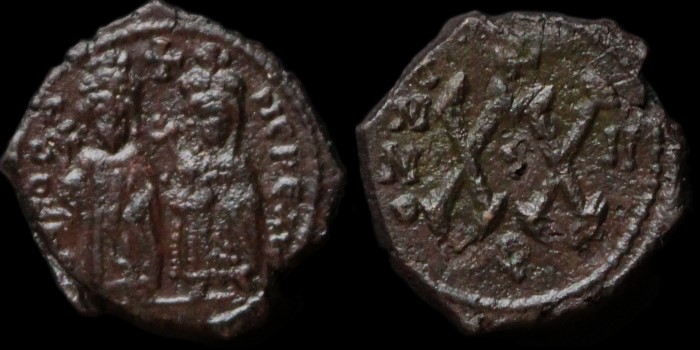 Demi follis de Phocas émis à Theoupolis Anno II