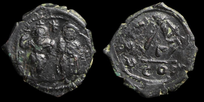30 nummis d'Héraclius émis à Constantinople