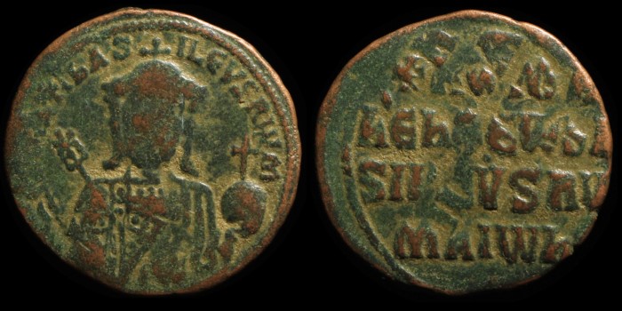 Follis de Constantin VII et Romain I