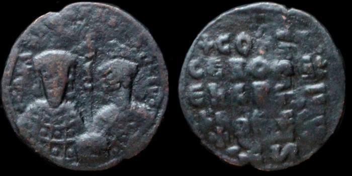 Follis de Constantin VII et Romain I