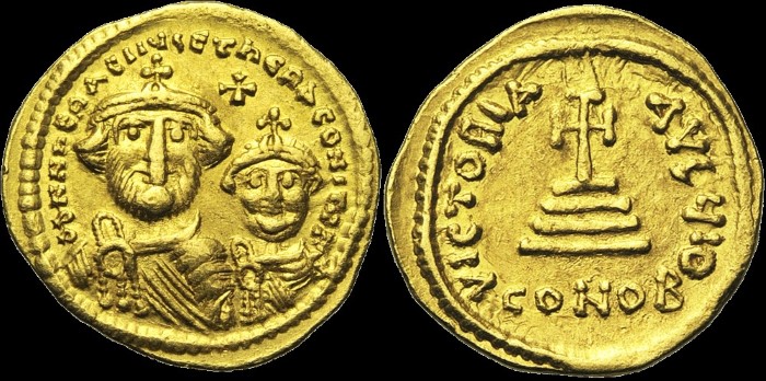 Solidus, 616-625, Constantinople. Off. I. T en fin de légende. émis sous Héraclius