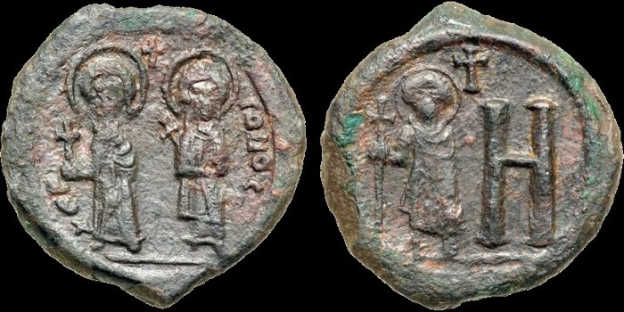 Follis de Tibère II Constantin et Ino Anastasia émis à Cherson