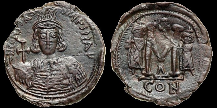 Follis de Constantin IV émis à Constantinople
