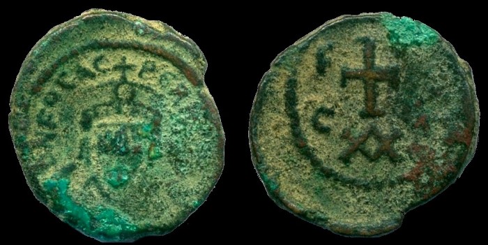 Demi follis XX de Phocas émis à Carthage