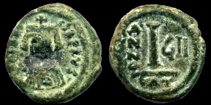 Décanummium d'Héraclius émis à Catane