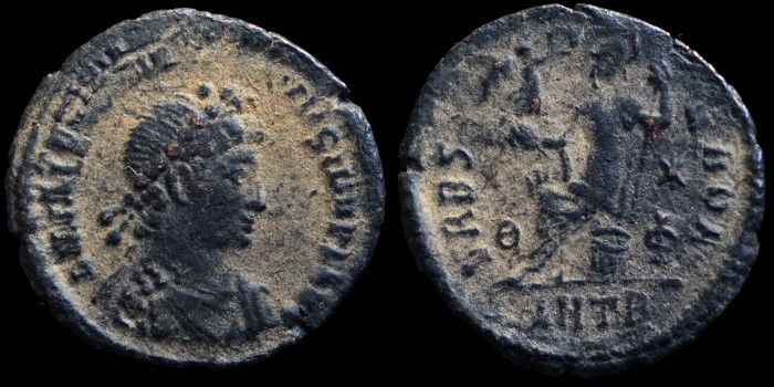 AE3 Centenionalis de Valentinien II avec Roma émis à Antioche