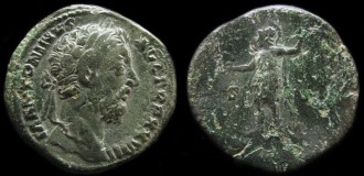 RIC 1015, Sear 4980 - Sesterce de Marc Aurèle avec Roma debout
