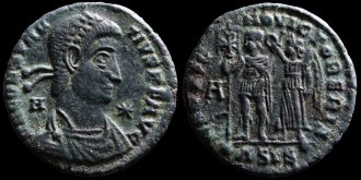 RIC VIII 286 Siscia - AE2 Centenionalis de Vetranio pour Constance II avec l'empereur et le labarum avec le chrisme à Siscia