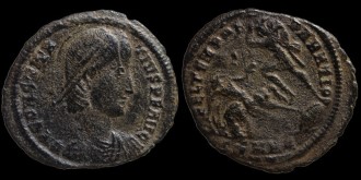 RIC VIII 82 Héraclée - Majorina de Constance II avec le soldat terrassant émis à Héraclée