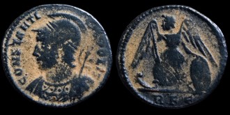 RIC VII 332 Rome - Nummus commémoratif de Constantinople émis à Rome