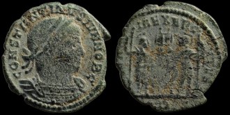 RIC VII 351 Rome - AE3 Centenionalis réduit de Constantin II César aux deux soldats émis à Rome