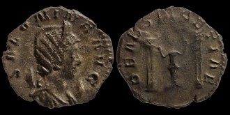 RIC 5 - Antoninien de Salonina avec Segetia
