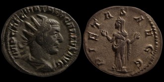 RIC 41, Sear 9642 - Antoninien Trebonien Galle avec Pietas