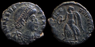 RIC IX 12b Antioche - AE3 Centenionalis de Valens avec la victoire émis à Antioche