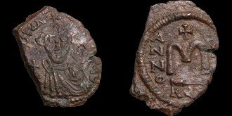 Sear 1138 - Follis de Constans II émis à Ravenne
