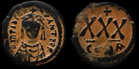 Sear 432 - 30 nummis de Tibère Constantin émis à Constantinople officine A