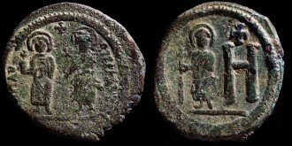 Sear 607, Sokolova IV.2 - Follis de Maurice et Constantina émis à Cherson