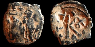 MIB km1a, Foss cm1 + croix - Demi follis d'Héraclius émis à Constantinople avec 2 contremarques