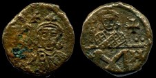 Sear 1556 - Follis de Constantin V et Léon IV, avec Léon III au revers émis à Constantinople