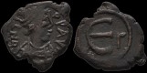 Sear 437v - Pentanummium de Tibère Constantin émis à Constantinople
